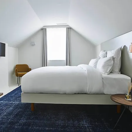 9hotel Sablon Hotel 4*