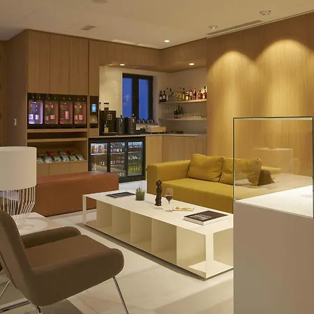 9hotel Sablon Hotel 4*